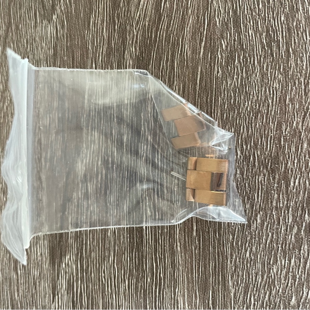 Olivia burton watch - Picture 3 of 4